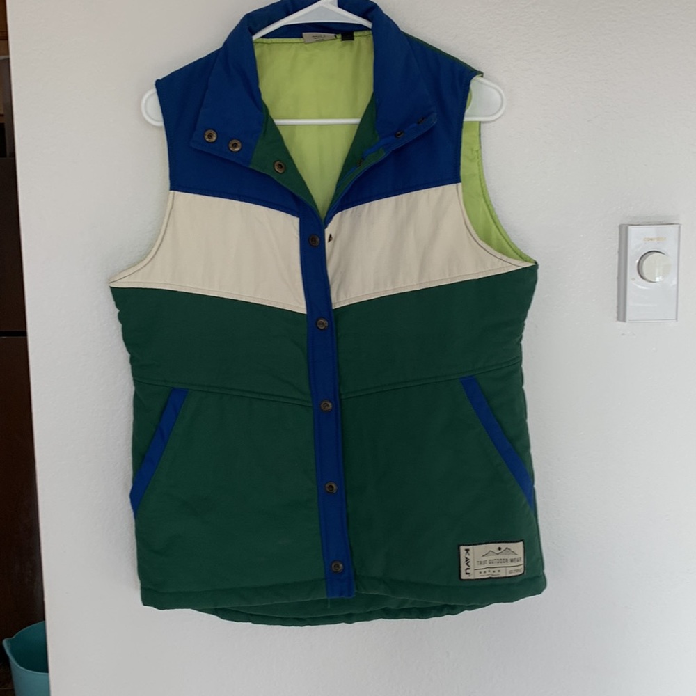 KAVU women’s vest size medium
